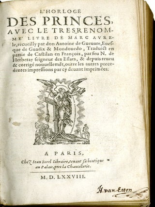 L'Horloge des Princes, avec le très renommé livre de Marc-Aurèle