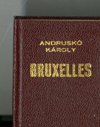 Item #2000103 Bruxelles [Miniature Travel Volume, Brussels Belgium, in Woodcuts]. Karoly Andrusko